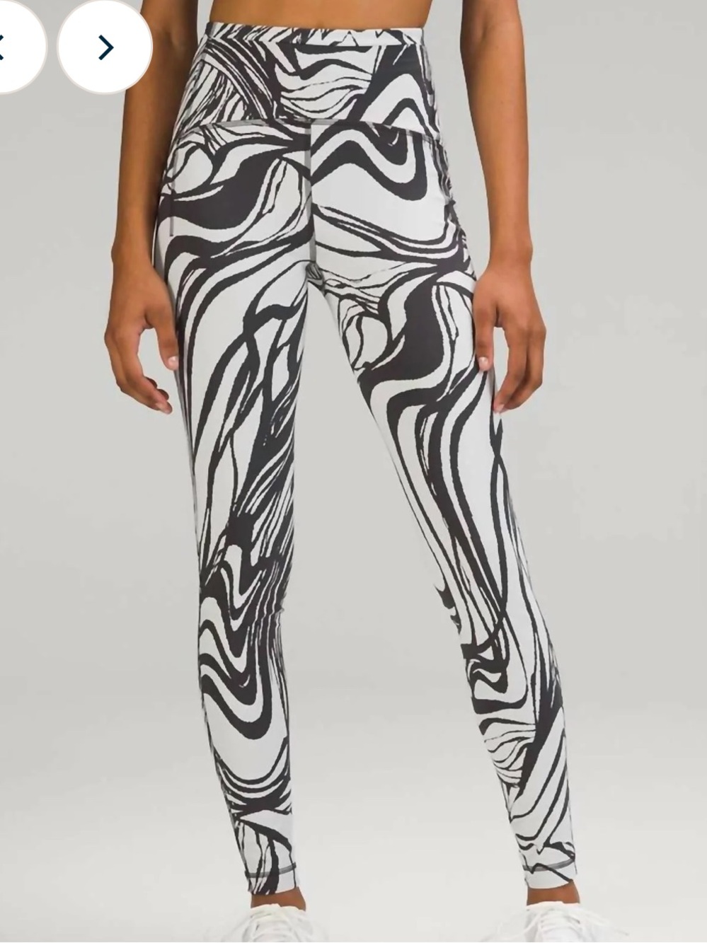 LULULEMON High-Waist Black & White Swirl Leggings! S